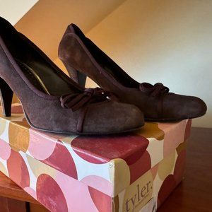 Richard Tyler Brown Suede Heels